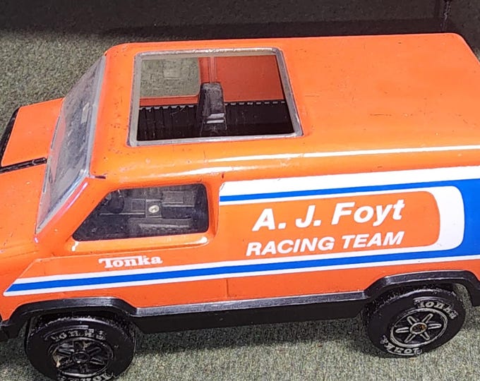 Vintage 1970 Tonka A.J. Foyt Racing Team Van