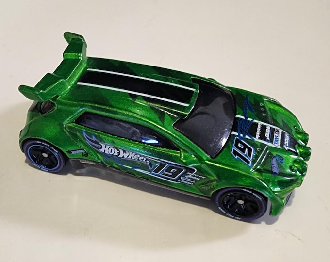 Hot Wheels ID Smart Track Exclusive Green Rally Car 1:64 Scale Die Cast