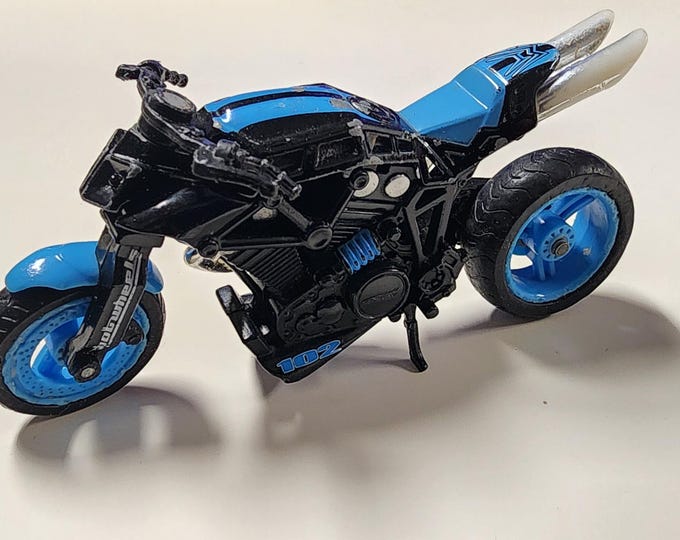 Hot Wheels Steet Power Motorcycle 1:64 Scale Diecast