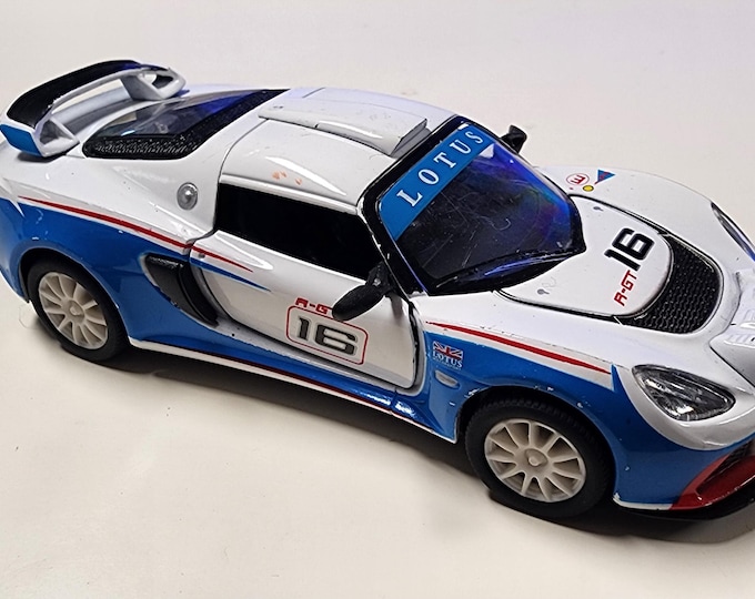 Kinsmart Lotus Exige R-GT Race Car 2012 1:32 Scale Diecast Car
