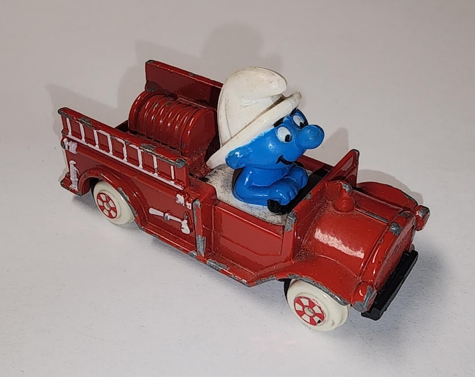 1982 ERTL Smurf #6 Diecast Fire Truck