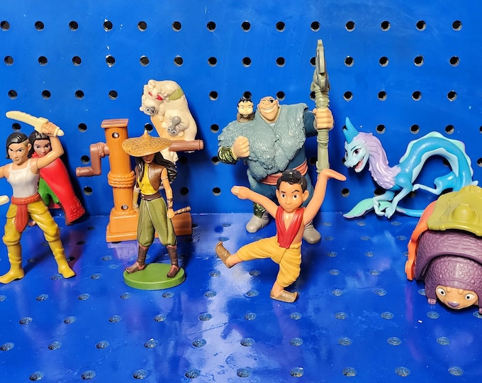 Disney Raya and the Last Dragon Figure Bundle Lot of 8