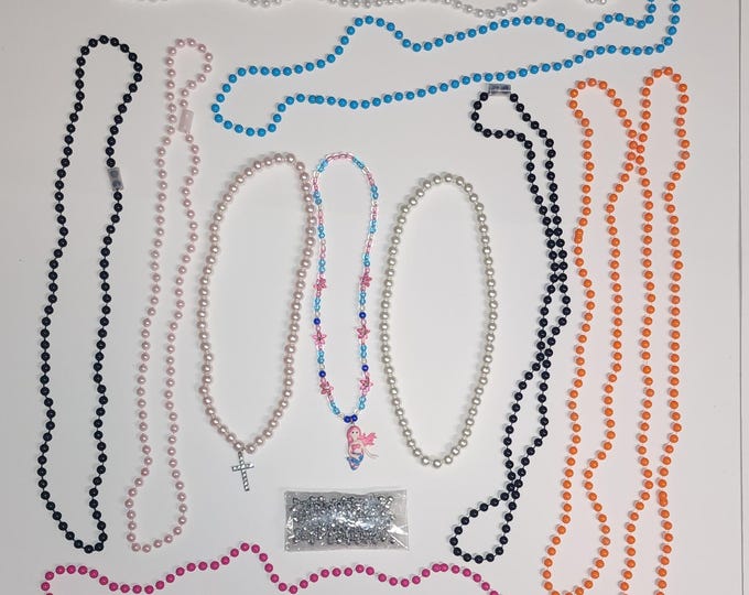 Plastic Necklace Bundle Lot of 12 Some Paparazzi