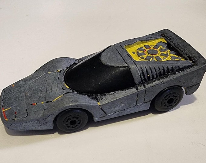 1975 Lesney Matchbox Rolamatics No. 35 Fandango 1985 1:64 Scale Die Cast Car