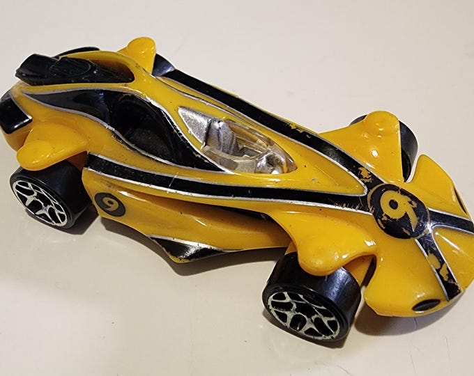 How Wheels Racer X Speed Racer Mach 9 Race Car 1:64 Scale