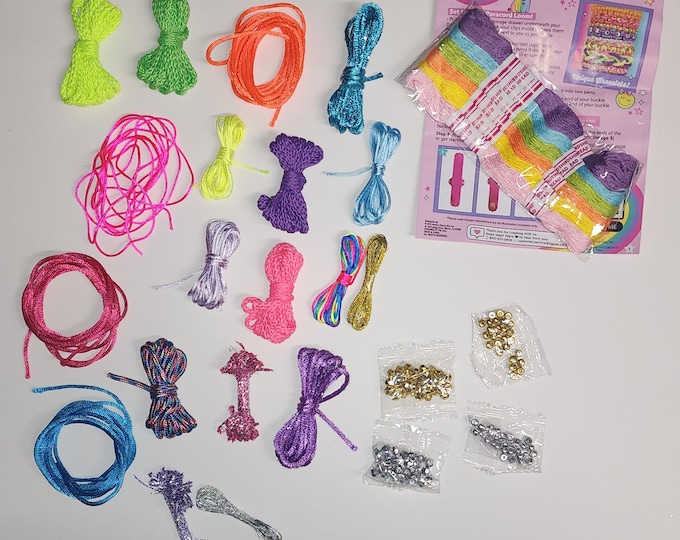 Rainbow Bracelet Maker String Kit Not Brand New 25 Pieces Included