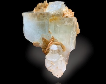 Cristal bleu aigue-marine avec mica du Pakistan - 84 grammes
