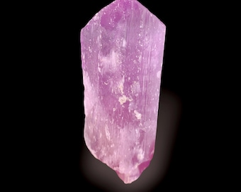Cristal rose de kunzite d'Afghanistan - 131 grammes