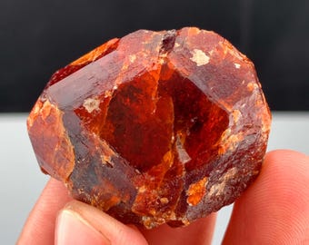Cristal rouge de grenat Spessartine du Pakistan - 25 grammes