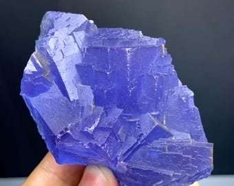 Spécimen de fluorite bleue du Pakistan - 242 grammes