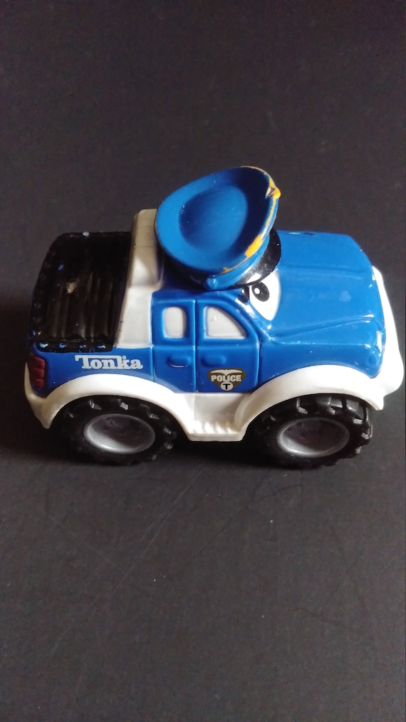 Maisto Hasbro Tonka Chuck and Friends Police Blue Truck 2.5''