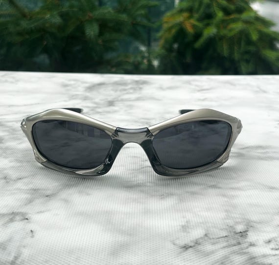 Oakley Splice: Chrome Grey Wraparound Sunglasses With Dark