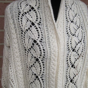 Knit Shawl Pattern: Cabled Dayflower Shawl Knitting Pattern image 4