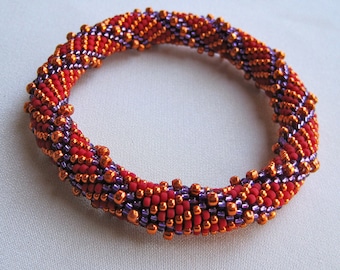 Bead Crochet Pattern:  Simple Spiral and Reverse Spiral