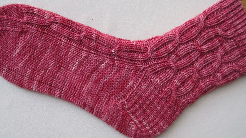 Knit Sock Pattern: Easy Cable Ribbed Socks Knitting Pattern - Etsy