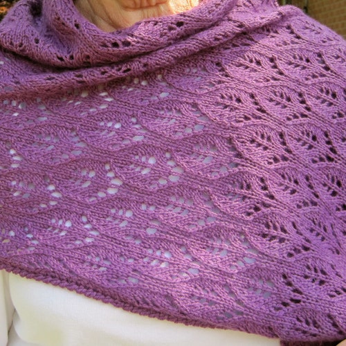 Knit Wrap Pattern: Flower Lace Shawl Knitting Pattern - Etsy