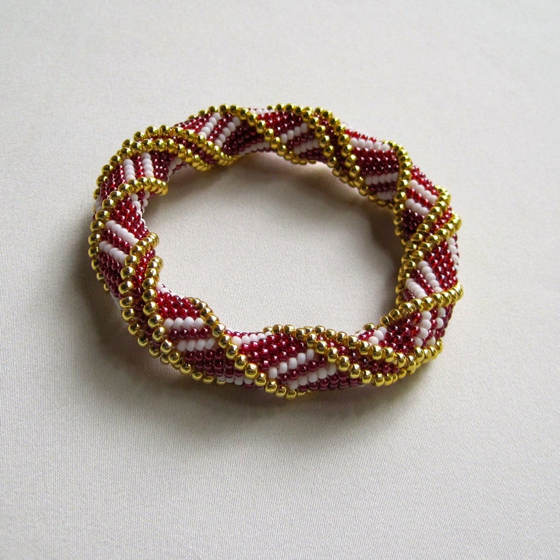 Bead Crochet Bangle Pattern: Stairway to Heaven Variations 1 and 2 Bead Crochet Pattern image 3