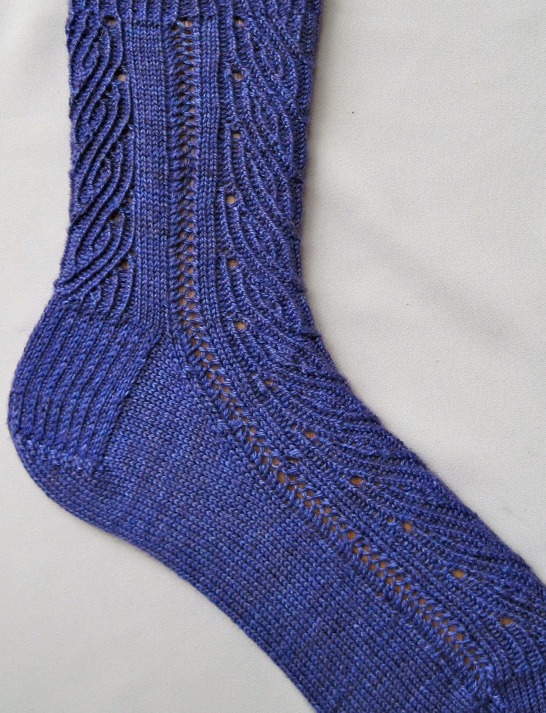 Knit Sock Pattern: Falling Vine Lace Knitted Sock Pattern - Etsy