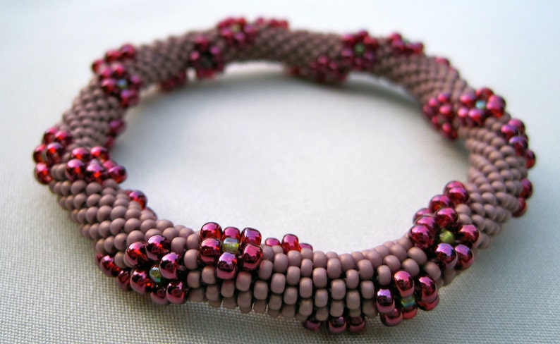 Bead Crochet Pattern: Flowers Traveling Around Bead Crochet Bangle Pattern image 4