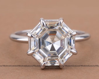 Anillo de compromiso de moissanita con talla octogonal en oro blanco. Elegante anillo solitario. Anillo de propuesta moderno y minimalista. Regalo de boda único para mujer.