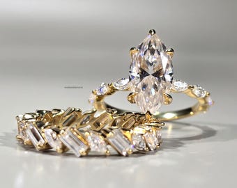 Anillo de compromiso de moissanita talla marquesa en oro amarillo de 18 quilates con alianza de boda. Conjunto de anillos nupciales vintage hechos a mano. Regalo de aniversario para mujer.