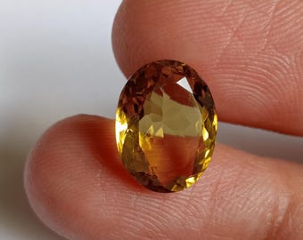 5.23 ct Oval Honey Quartz: Yellow Gemstone for Jewelry