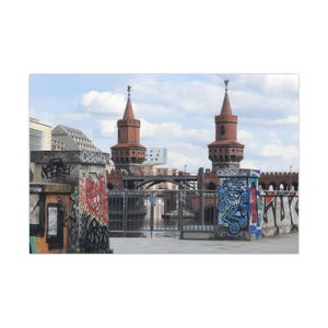 Berlin Oberbaumbrücke Poster: Historisches Architektur Reiseplakat