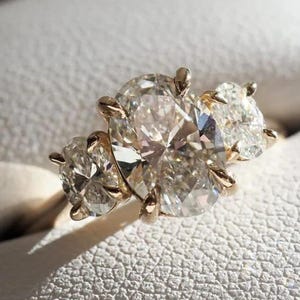 18k Solid Gold Oval Diamond Ring, Three Stone Wedding Ring For Women, Vintage Style Proposal Ring, Custom Jewelry, Promise Ring