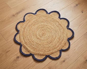 Rond jute bloementapijt, handgemaakt tapijt van natuurlijke vezels, boho bloemengevlochten tapijt, rustieke boerderijvloermat, milieuvriendelijke inrichting kinderkamer