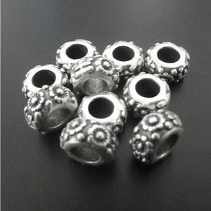 10 Flower Spacer Bead, Zamak Beads, Antique Silver Beads, Metal Beads For Bracelet, Round Cord Beads, Wholesale Jewelry Findings, ZM414