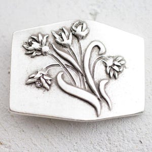 Silver Plated Buckle, Floral Bouquet Buckle for Women, Daisy Buckle Pin, Elegant Buckle, Boho Buckle, Adjust Pin, Christmas Gift, GS118as