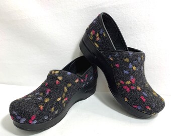 dansko confetti clogs