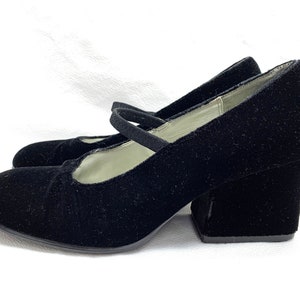 80&#39;s BLACK VELVET PLATFORM Shoes sz 7.5 Platform Shoes Black Velvet Mary Jane Shoes