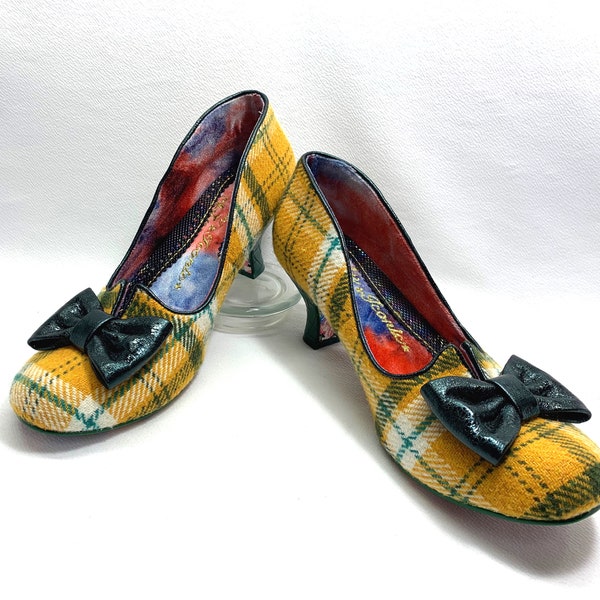 New never worn sz 42 sz 11 IRREGULAR CHOICE TARTAN Plaid Shoes