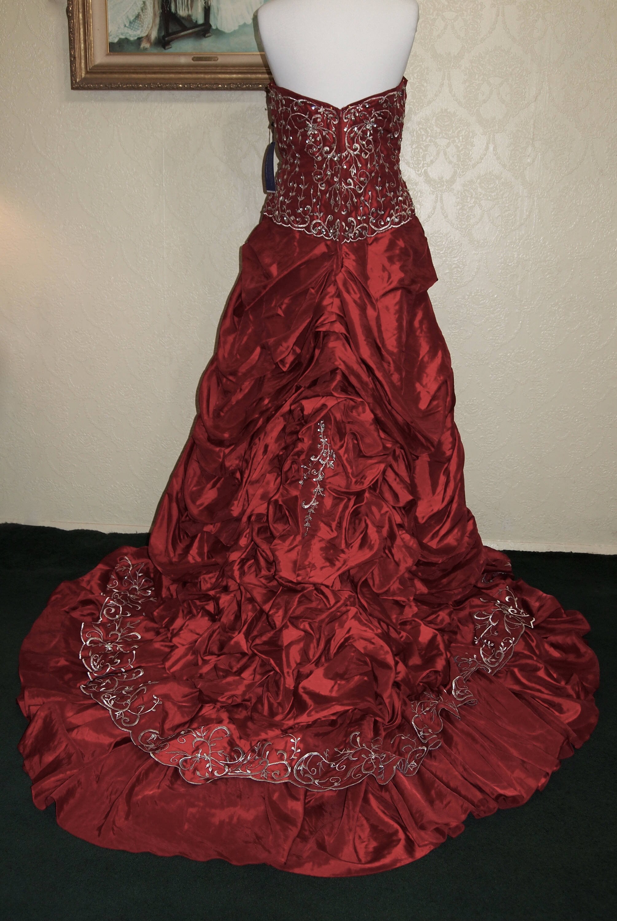 Sale 75 00 Off Plus Size 22 24 Garnet Red Gothic Wedding Gown Etsy