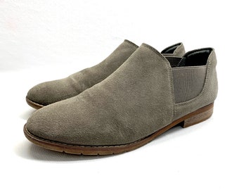 Pagan Peasant RENAISSANCE SLIPPER BOOTS womens sz 10 Gray Suede Slipper Boots Cosplay Boots