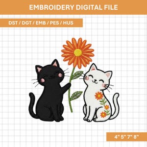 Könnte beinhalten: Eine digitale Stickdatei mit zwei lächelnden Cartoon-Katzen, einer schwarzen und einer weißen, mit einer orangefarbenen Blume. Die Datei trägt die Bezeichnung "EMBROIDERY DIGITAL FILE" und enthält Größenangaben von 10 cm, 13 cm, 18 cm und 20 cm.