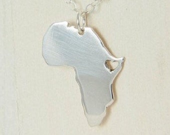 Collar de África en Plata Argentium, Mapa de África Joyería Africana Collar Personalizado Plata Sólida 935 en una Caja de Regalo kraft con un Regalo Extra