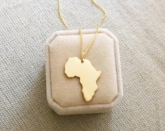 18kt Gold Afrika Halskette groß VERGOLDET personalisierter Afrika Karte Anhänger, Afrika Anhänger Adoption Anhänger Afrika, individueller Schmuck