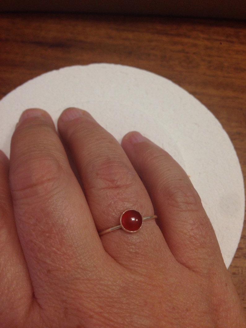 Anillo cornalina y plata