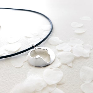 Africa Map Pendant, Personalized Africa, Round Necklace, Africa Necklace Map, Silver Africa Shaped, Custom Jewelry, Personalized Necklace