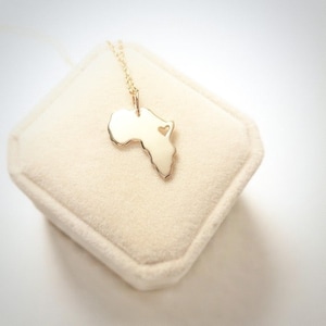 18k guldpläterat halsband med karta över Afrika – Personligt hänge i sterlingsilver, handgjorda smycken i Afrika som present