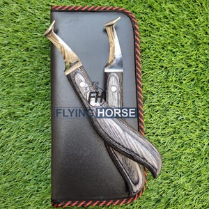 Horse Hoof Knives with Colored Handle with CARRYING CASE