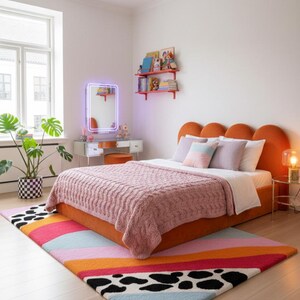 Aesthetic bedroom rug with wavy abstract design