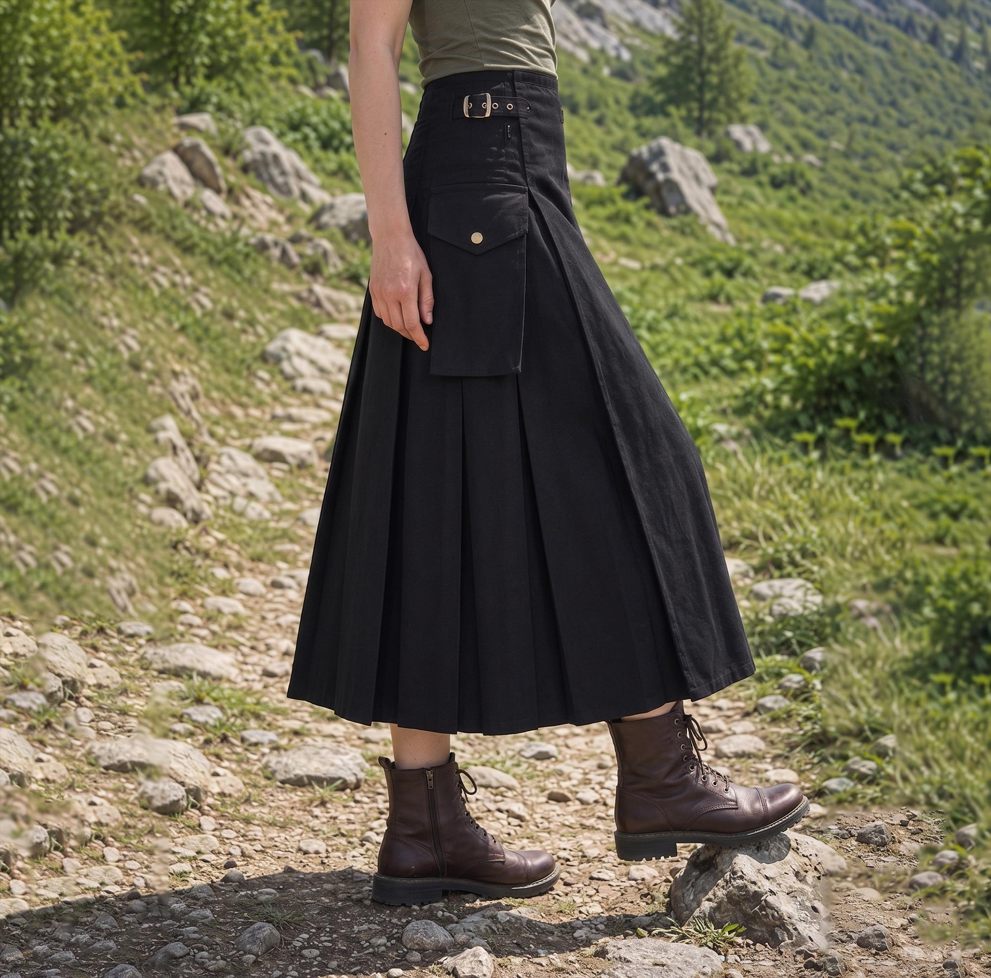 Women's Utility Cargo Kilt Skirt Long Black Kilt Skirt with Pocket Gothic Maxi Kilt Adjustable Buckle Waist Custom Length