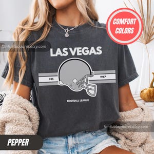 Las Vegas Football Vintage Style Comfort Colors Crewneck T-Shirt,Retro Las Vegas Football Shirt,Las Vegas Football Christmas Gift FLVR01