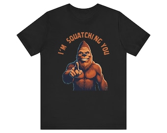 Camiseta divertida de Sasquatch "Te estoy clavando" / Camiseta gráfica de Bigfoot señalando