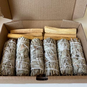 White Sage and Palo Santo Smudge Set of 12 for Spiritual Cleansing, Meditation, Energy Healing, Yoga Rituals, and Natural Purification