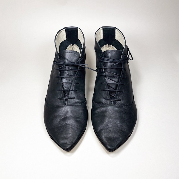 lace up ladies ankle boots