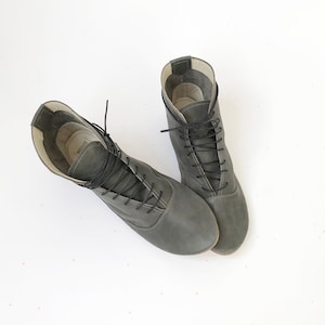 Women&#39;s Laced Stylish Low Heel Ankle Boots in Gray Soft Italian Leather, Elehandmade Booties Shoes